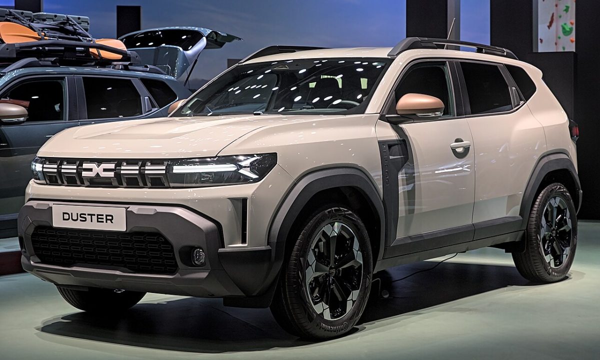 Dacia Duster (same generation as the new Renault Duster) SUV, exterior photo 1