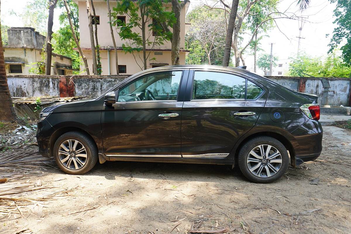 Honda Amaze compact sedan, exterior photo 2