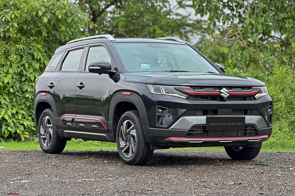 Maruti Suzuki Brezza compact SUV, exterior photo 2