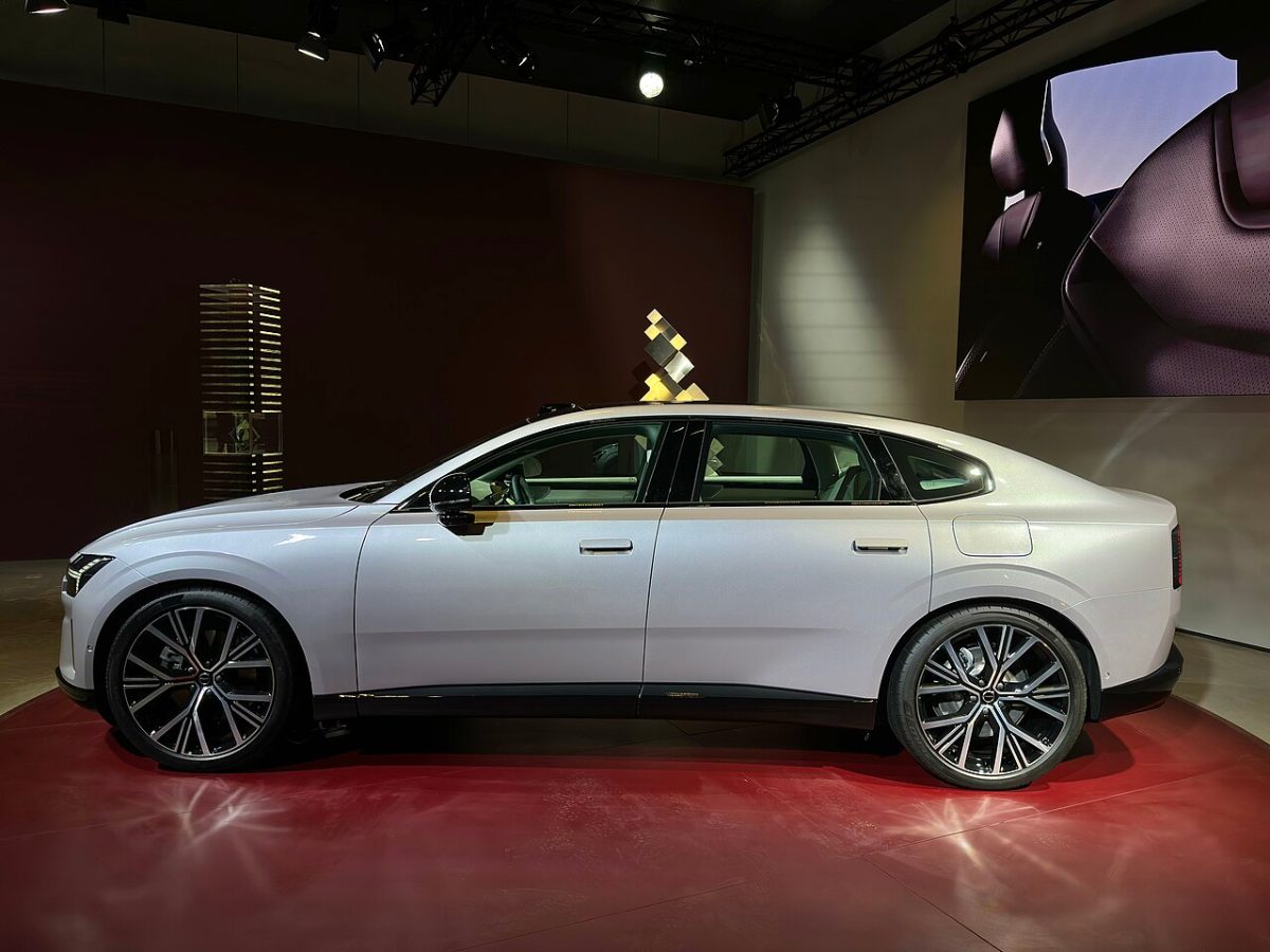 Volvo ES90 electric sedan, exterior photo 2