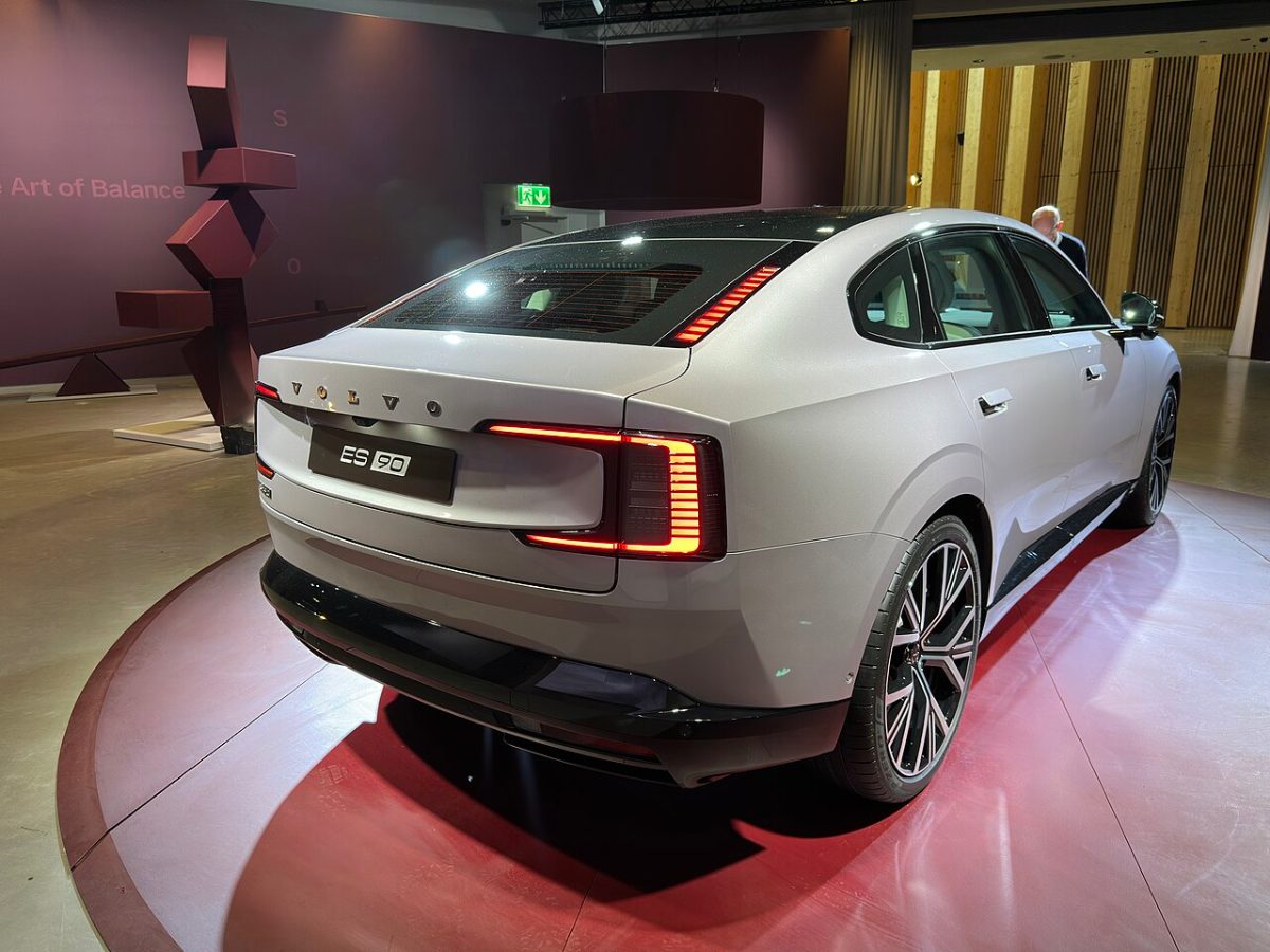 Volvo ES90 electric sedan, exterior photo 3